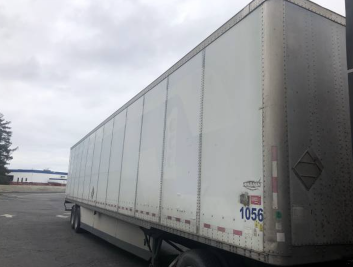 this image shows trailer repair in Laredo, TX